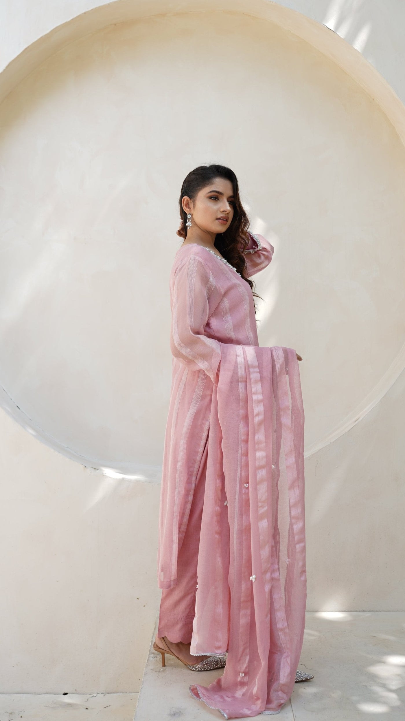 Pink Luxury: Pink 3 piece Stitched ADDA peroi pret  HandMade