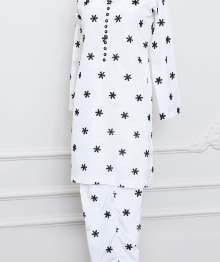 White Minimal Embroidered Pret Dress with Straight Pants | Casual Pakistani 2 Piece Outfit for Women